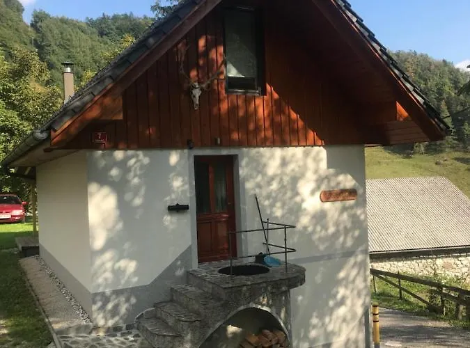 Pocitniska Hisa Mlekarna Grant בית נופש *