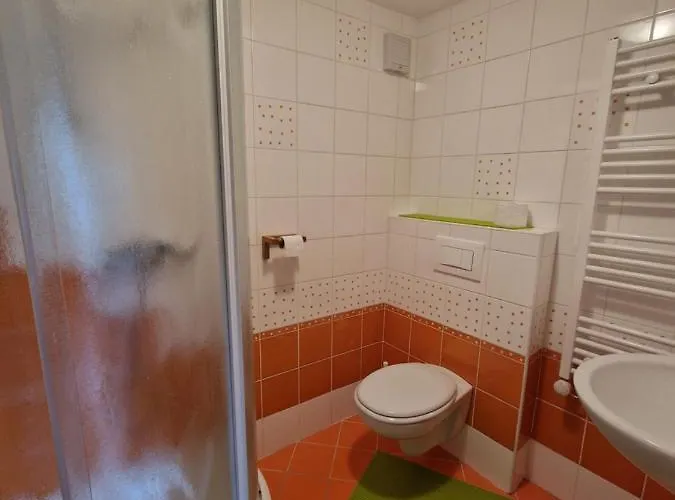 Pocitniska Hisa Mlekarna Grant בית נופש